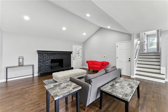 9916 Floyd Street, Overland Park, KS 66212