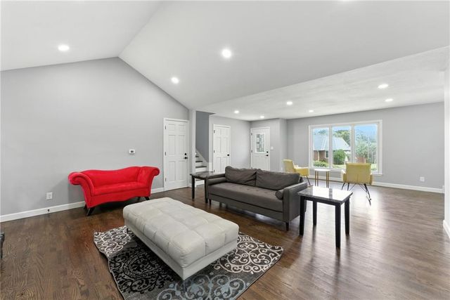 9916 Floyd Street, Overland Park, KS 66212