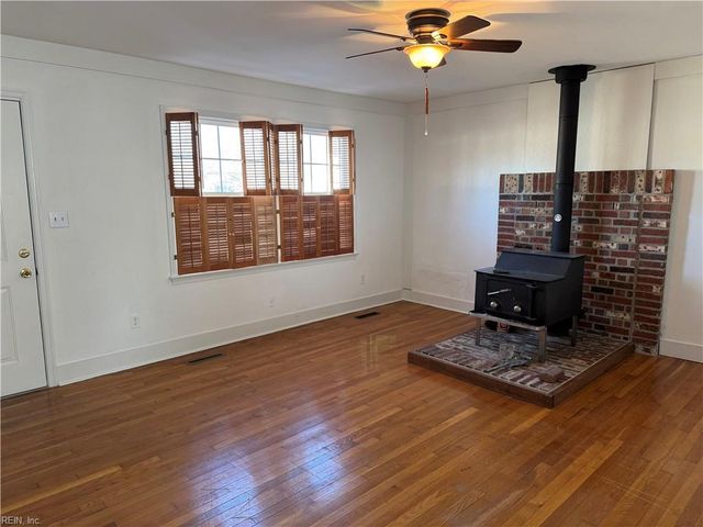 428 Berkshire TER, Hampton, VA 23666