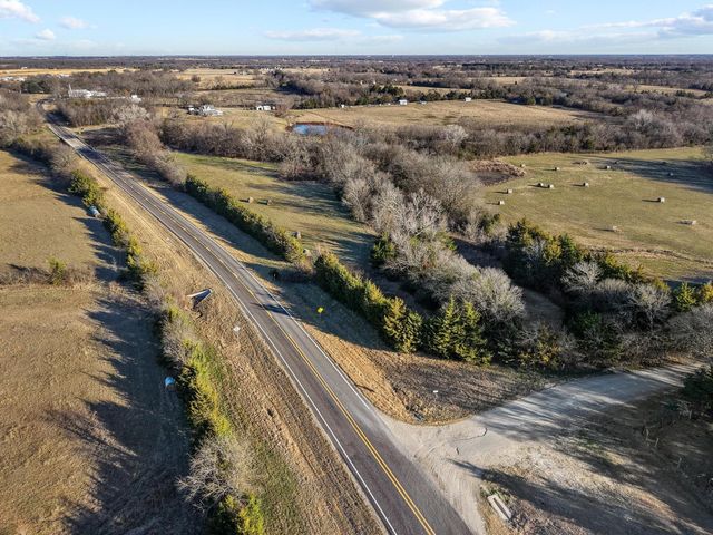 285 County Road 4230, Bonham, TX 75418