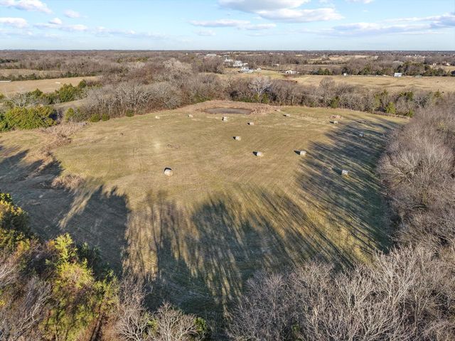 285 County Road 4230, Bonham, TX 75418