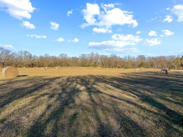 285 County Road 4230, Bonham, TX 75418