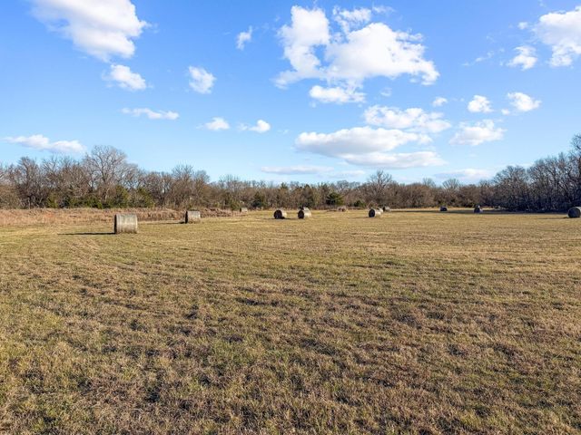 285 County Road 4230, Bonham, TX 75418