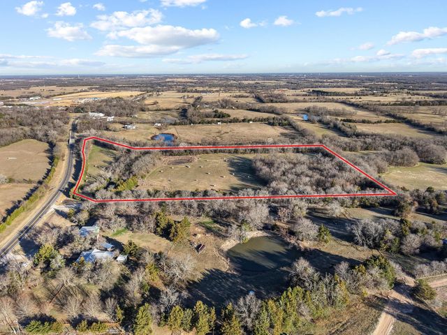 285 County Road 4230, Bonham, TX 75418