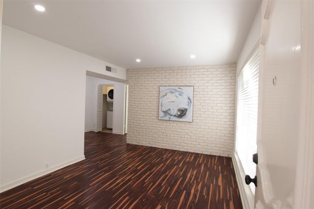 2101 Fountain View Drive 35, Houston, TX 77057