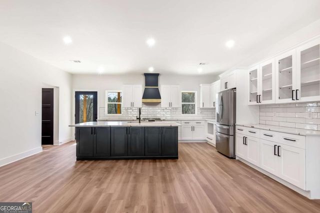 233 Old Post Trail, Talking Rock, GA 30175