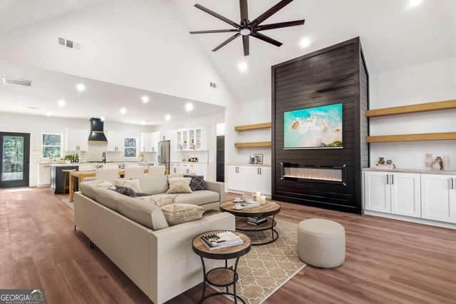 233 Old Post Trail, Talking Rock, GA 30175