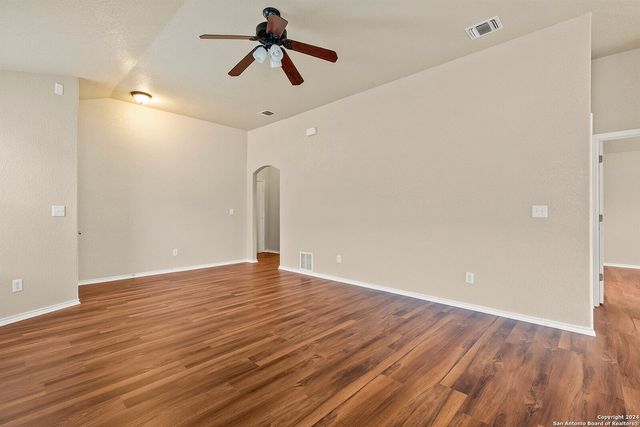 9711 COPPER ROCK, Converse, TX 78109