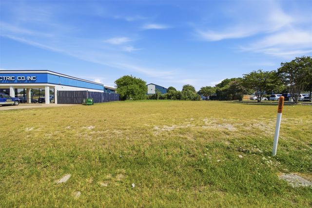 150 S J Elmer Weaver Freeway, Cedar Hill, TX 75104