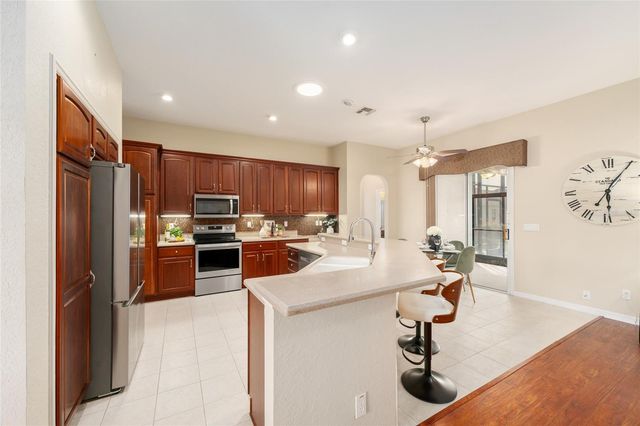 10990 SE 170TH STREET ROAD, Summerfield, FL 34491