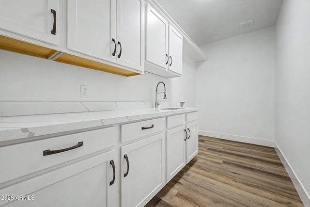 1868 W BROOKE Lane, San Tan Valley, AZ 85144