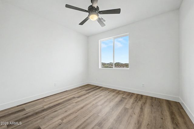 1868 W BROOKE Lane, San Tan Valley, AZ 85144