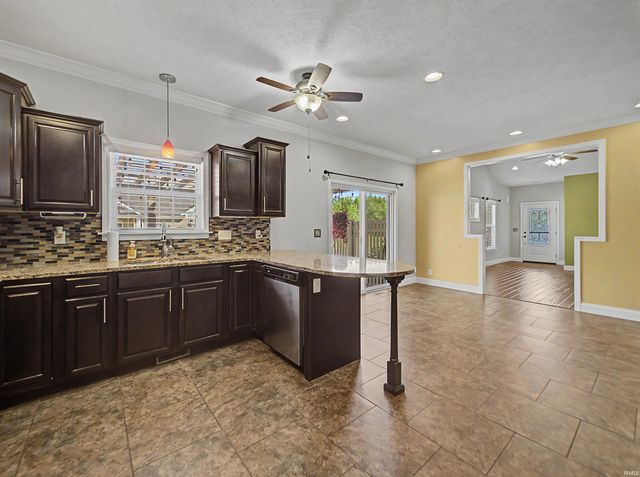 15508 Shakespeare Drive, Evansville, IN 47725