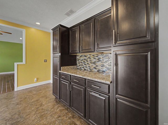 15508 Shakespeare Drive, Evansville, IN 47725