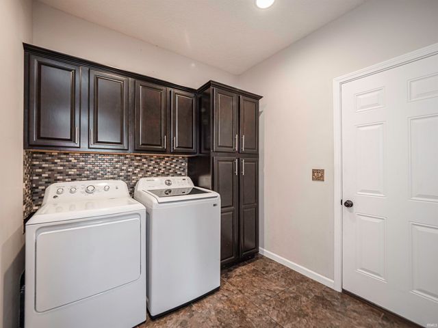 15508 Shakespeare Drive, Evansville, IN 47725