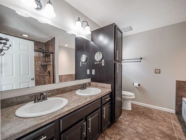 15508 Shakespeare Drive, Evansville, IN 47725