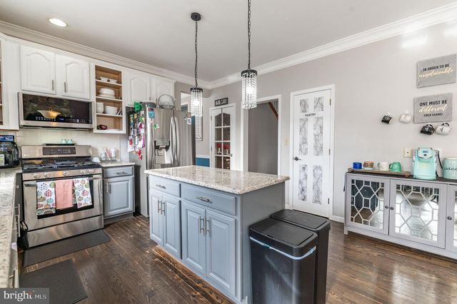 585 ADAMS ST, Easton, PA 18040