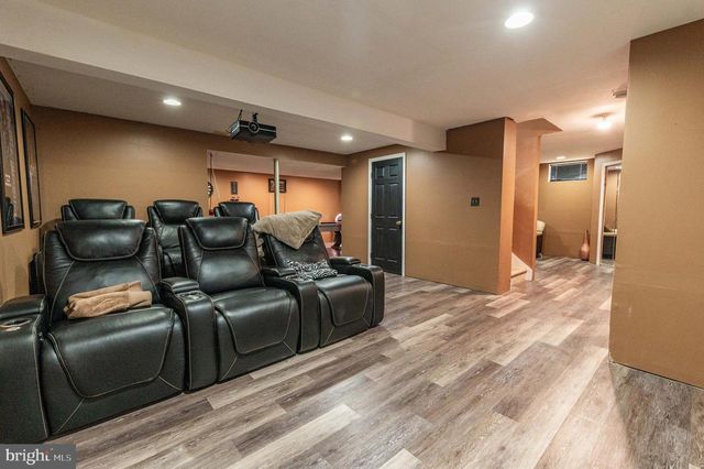 585 ADAMS ST, Easton, PA 18040