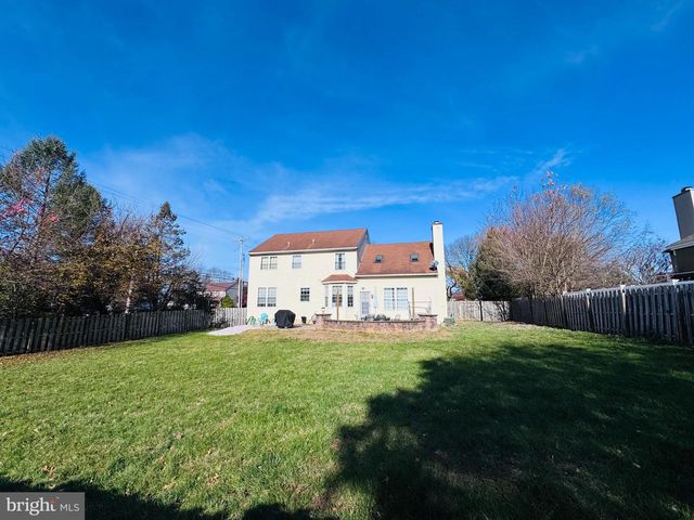 585 ADAMS ST, Easton, PA 18040