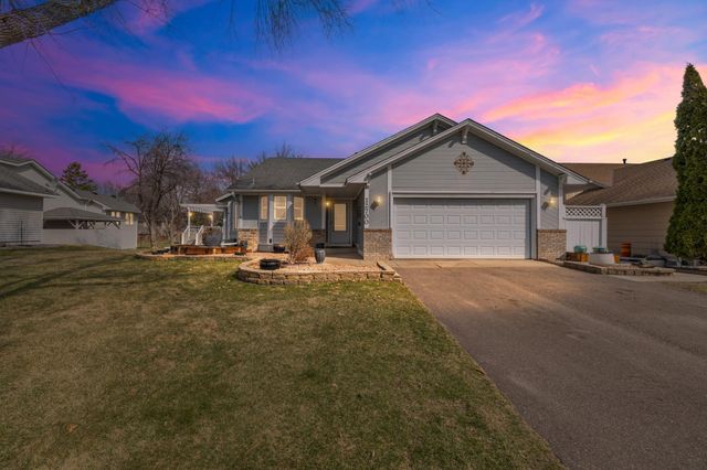 12700 90th Place N, Maple Grove, MN 55369