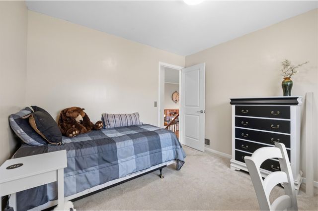 12700 90th Place N, Maple Grove, MN 55369