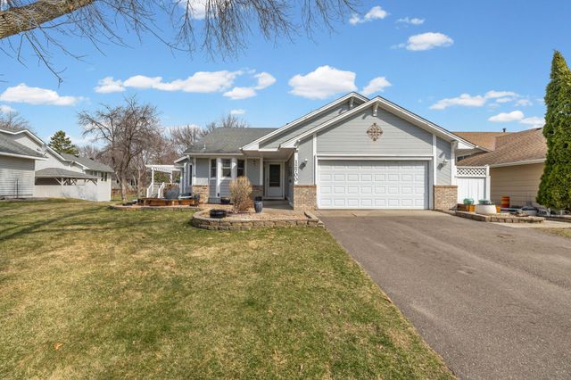 12700 90th Place N, Maple Grove, MN 55369