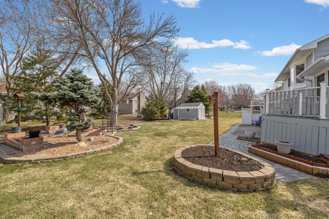 12700 90th Place N, Maple Grove, MN 55369