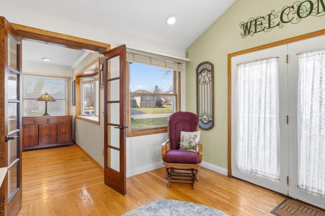 12700 90th Place N, Maple Grove, MN 55369