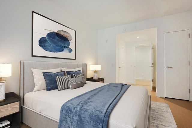 100 Lovejoy Wharf 5P, Boston, MA 02114