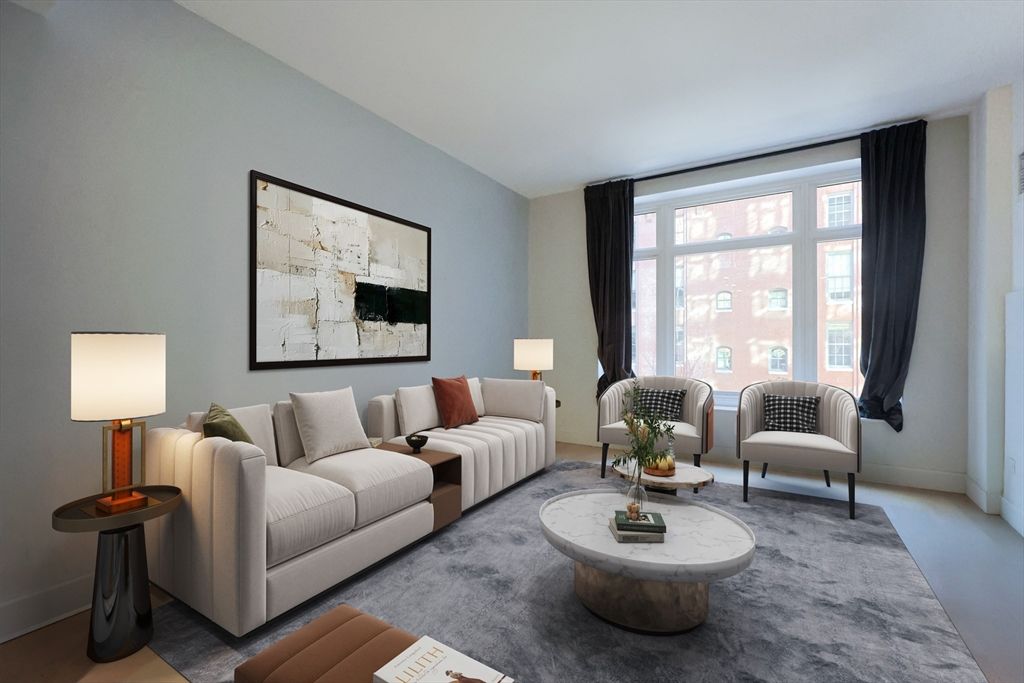 100 Lovejoy Wharf 5P, Boston, MA 02114