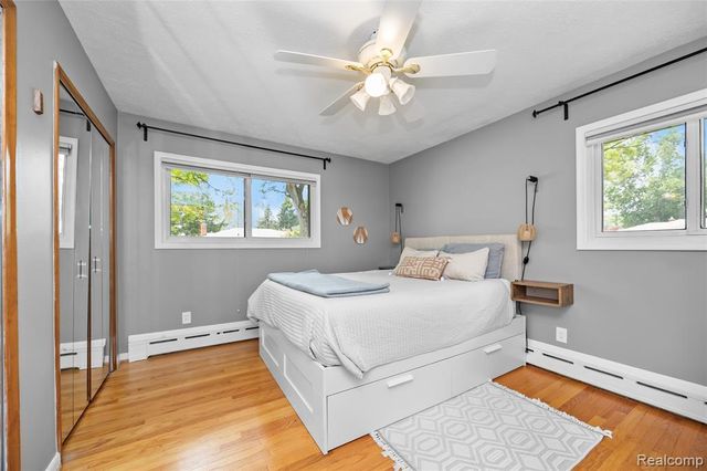 30064 Bentley Street, Livonia, MI 48154