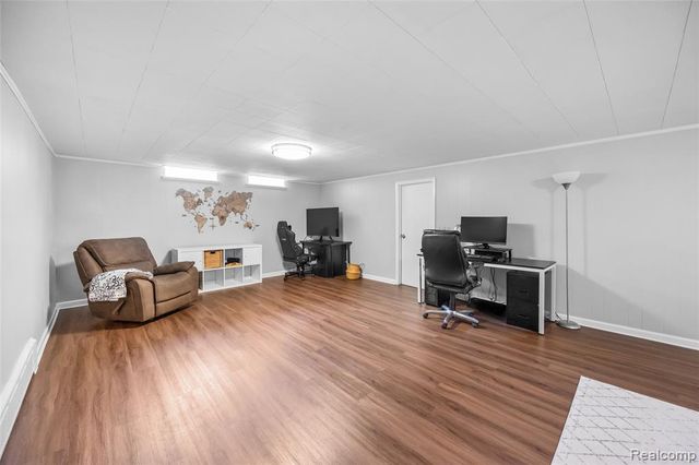 30064 Bentley Street, Livonia, MI 48154