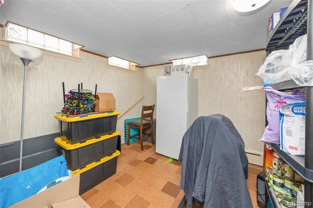 30064 Bentley Street, Livonia, MI 48154