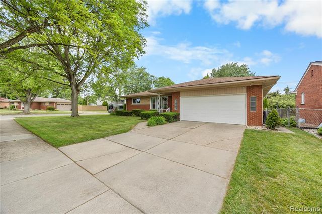 30064 Bentley Street, Livonia, MI 48154