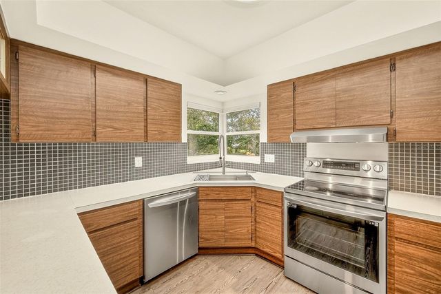 25 COUNTRY CLUB DRIVE, Largo, FL 33771
