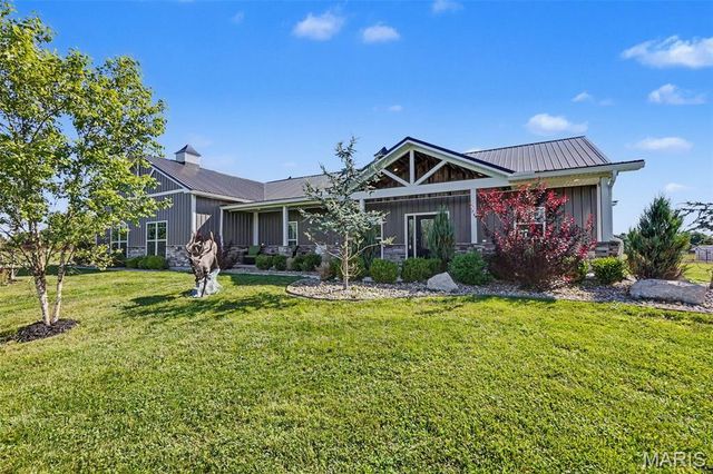 219 Fieth Road, Troy, MO 63379