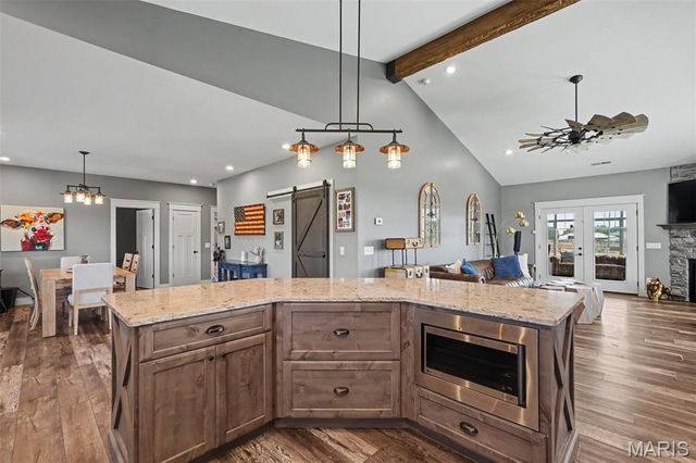 219 Fieth Road, Troy, MO 63379