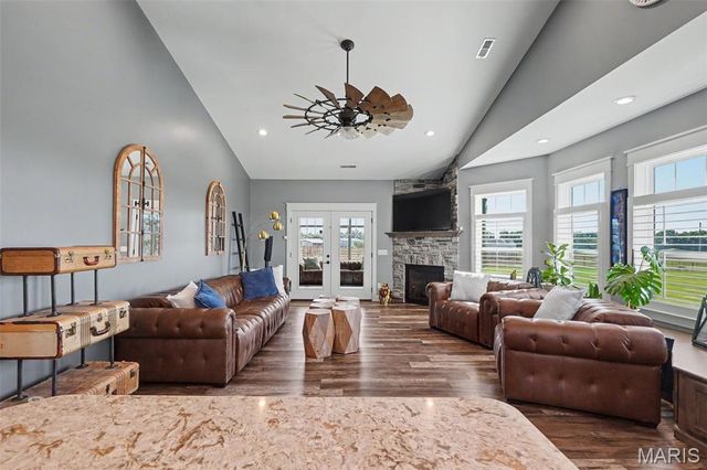 219 Fieth Road, Troy, MO 63379