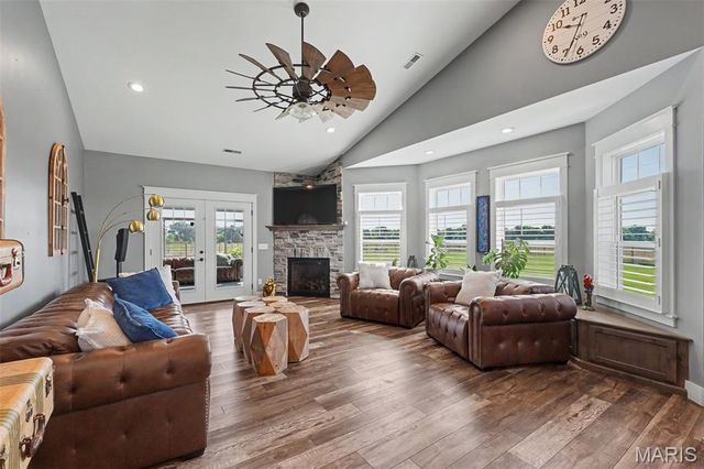 219 Fieth Road, Troy, MO 63379