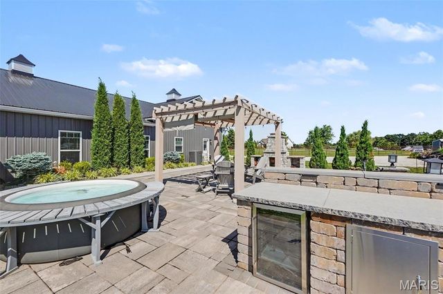 219 Fieth Road, Troy, MO 63379