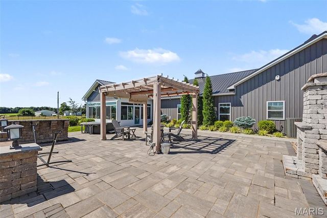219 Fieth Road, Troy, MO 63379