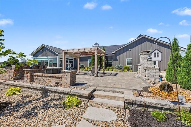 219 Fieth Road, Troy, MO 63379