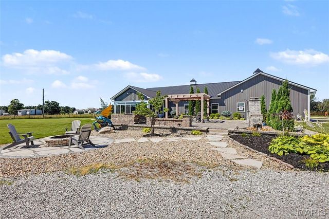 219 Fieth Road, Troy, MO 63379