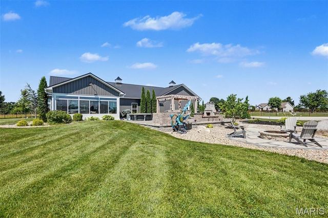 219 Fieth Road, Troy, MO 63379