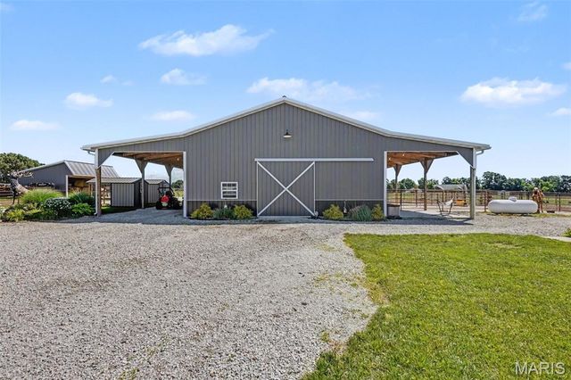 219 Fieth Road, Troy, MO 63379