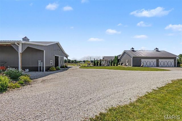 219 Fieth Road, Troy, MO 63379
