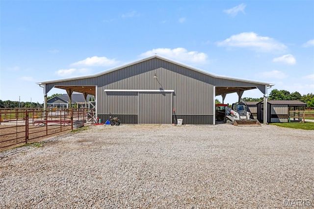 219 Fieth Road, Troy, MO 63379