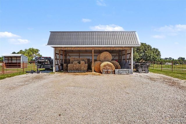 219 Fieth Road, Troy, MO 63379