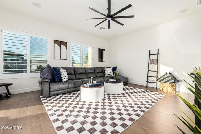 20756 E INDIANA Avenue, Queen Creek, AZ 85142
