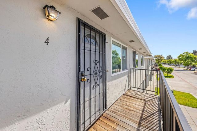 5578 Spinnaker Drive 4, San Jose, CA 95123